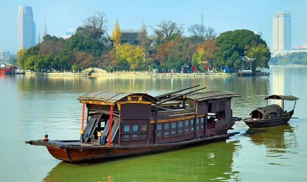 【党建小课堂】习近平总书记谈“中国共产党人的精神谱系”(图18) 微信图片_20230620114329.jpg