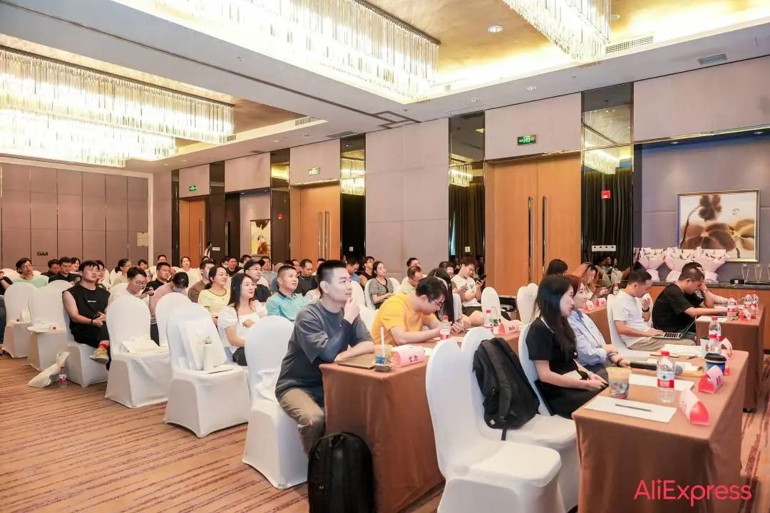 【协会动态】2023 跨越山海 境遇未来——AliExpress跨境电商达人赛(惠州站)顺利举办!(图1) 微信图片_20230711114506.jpg