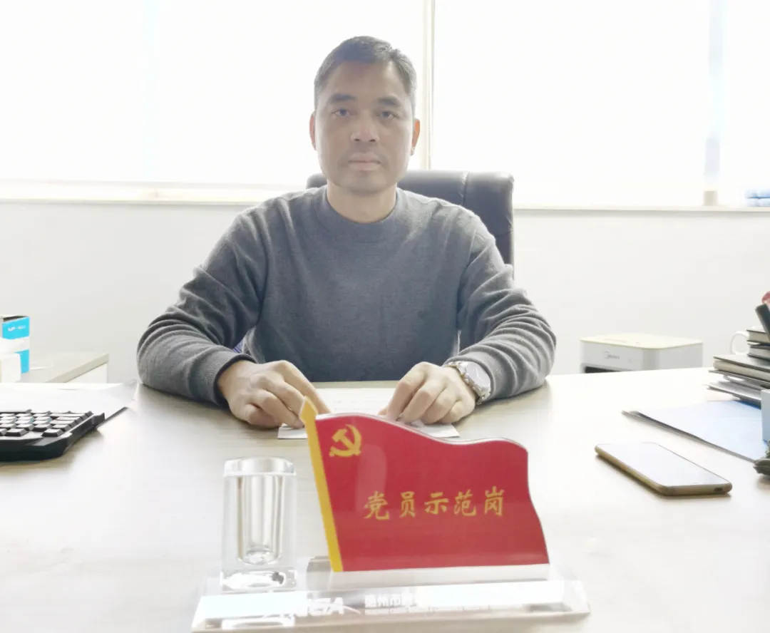 亮身份，树形象，作表率—“党员示范岗”点亮先锋之光(图6)